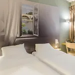 Nord 1 Val De Loire Hotell